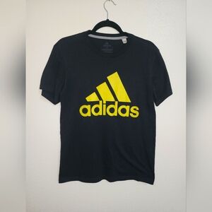 💚 Adidas The Go-To shirt